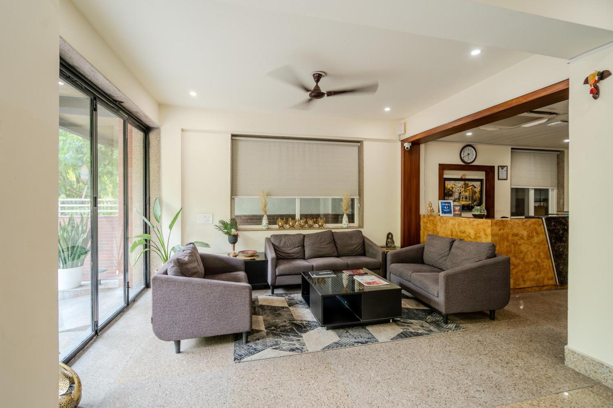 Stay Studio Hotel & Residences Gurgaon Extérieur photo